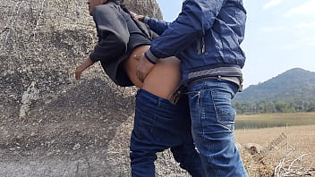 Steamy Indian Lovers’ Wild Outdoor Fuck Session By The River – Public Risky Sex Video